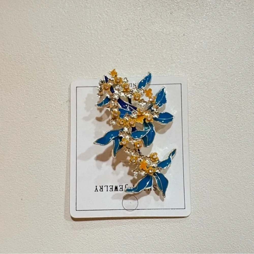 Vintage Enamel Osmanthus Brooch Blue Floral Pin Elegant Retro Jewelry‎ for Women